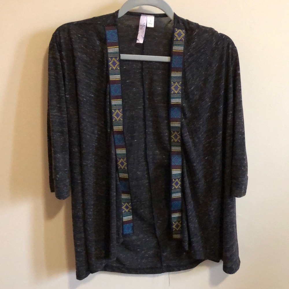 Grey cardigan with colorful threaded detail